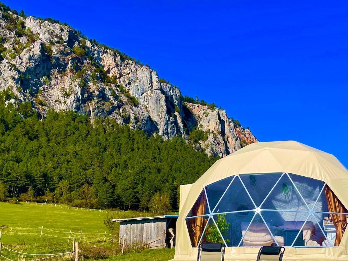 מלון Maiersdorf Glamping Hohe Wand - Zelt Mit Sternenfenster Und Whirlpool מראה חיצוני תמונה