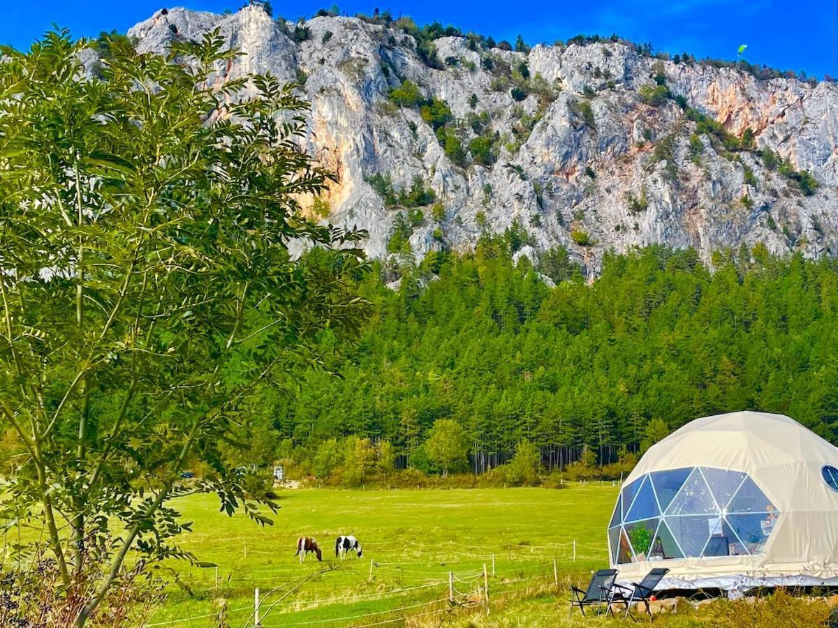 מלון Maiersdorf Glamping Hohe Wand - Zelt Mit Sternenfenster Und Whirlpool מראה חיצוני תמונה