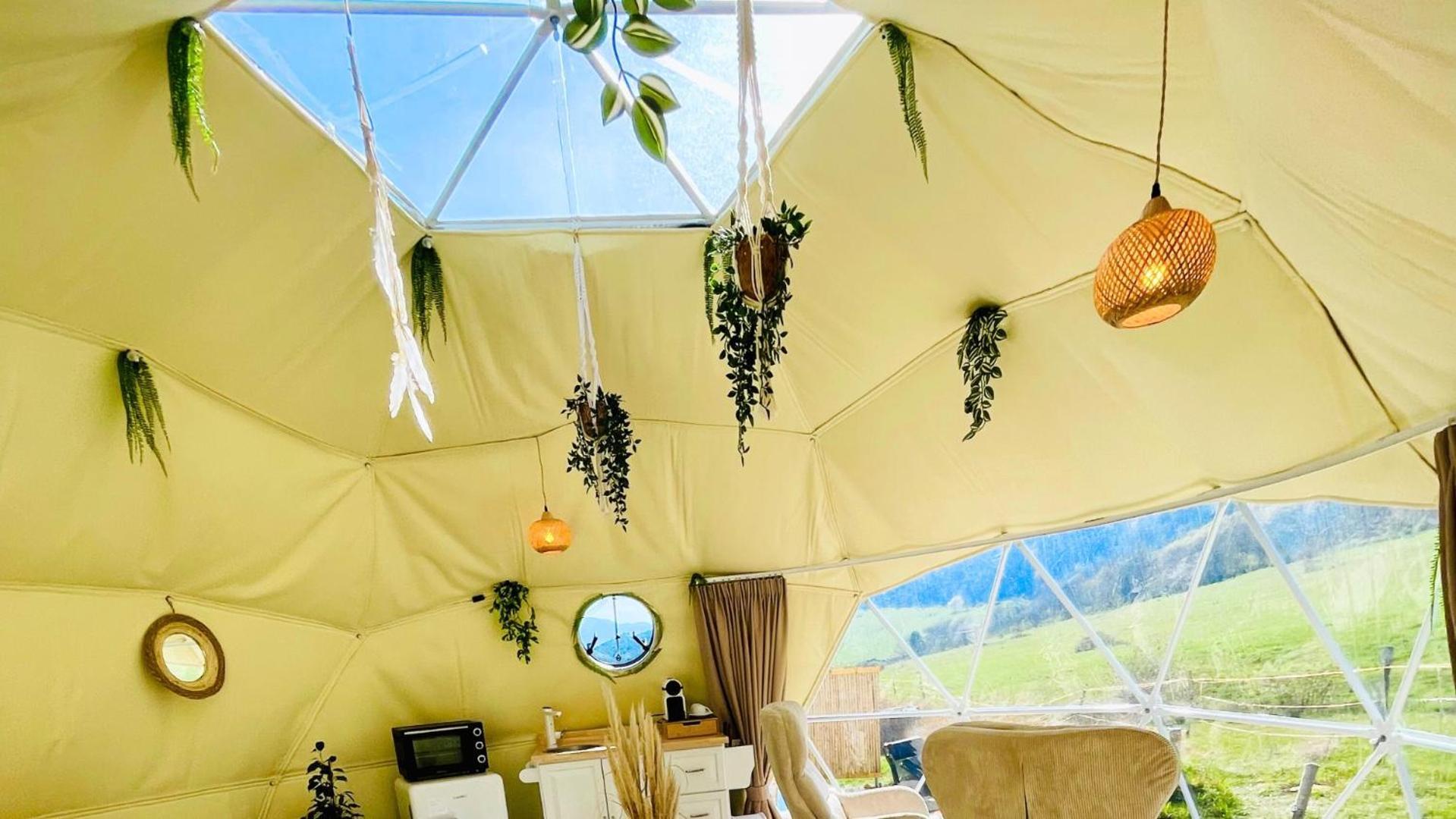מלון Maiersdorf Glamping Hohe Wand - Zelt Mit Sternenfenster Und Whirlpool מראה חיצוני תמונה